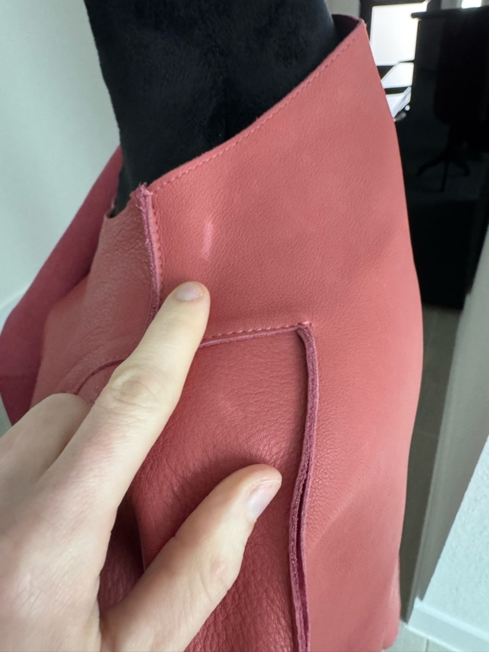 MARNI 100% Calf Leather Raspberry Pink Open Front Short Sleeve Jacket Size 42 - Picture 11 of 11